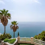 아파트 3 Bedroom With Sea View